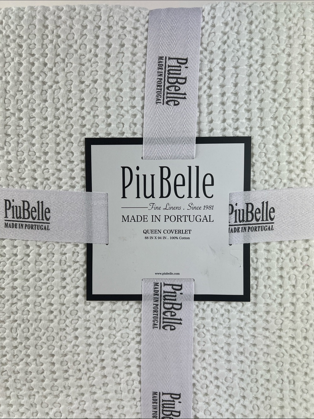 Piubelle Queen Coverlet White Waffle-Textured 100% Cotton Made in Portugal NEW